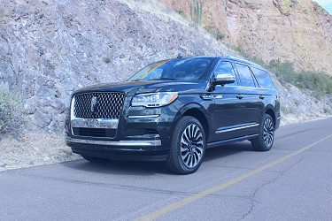 2022 Lincoln Navigator Review: A Flagship Refined